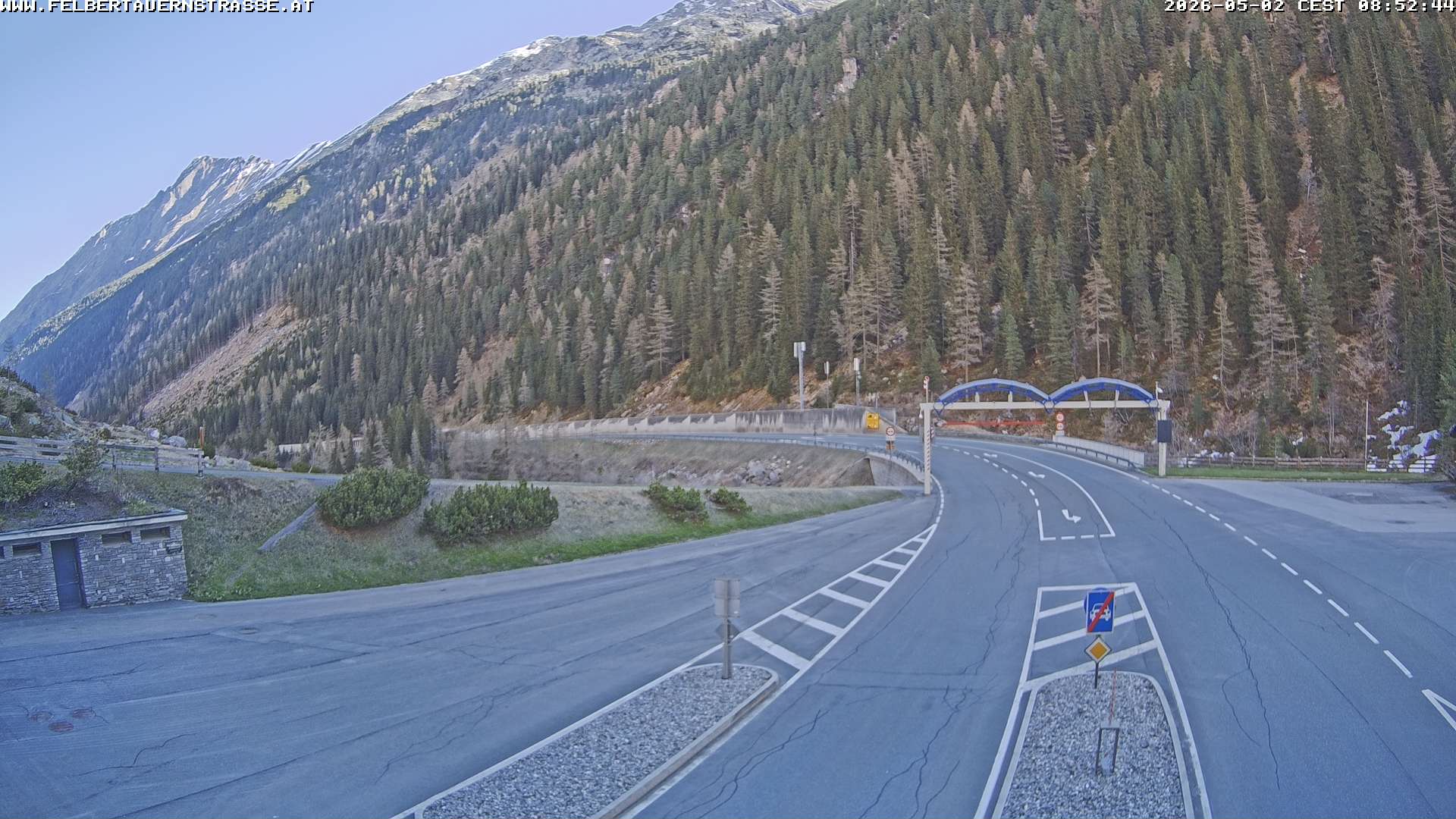 camera north
