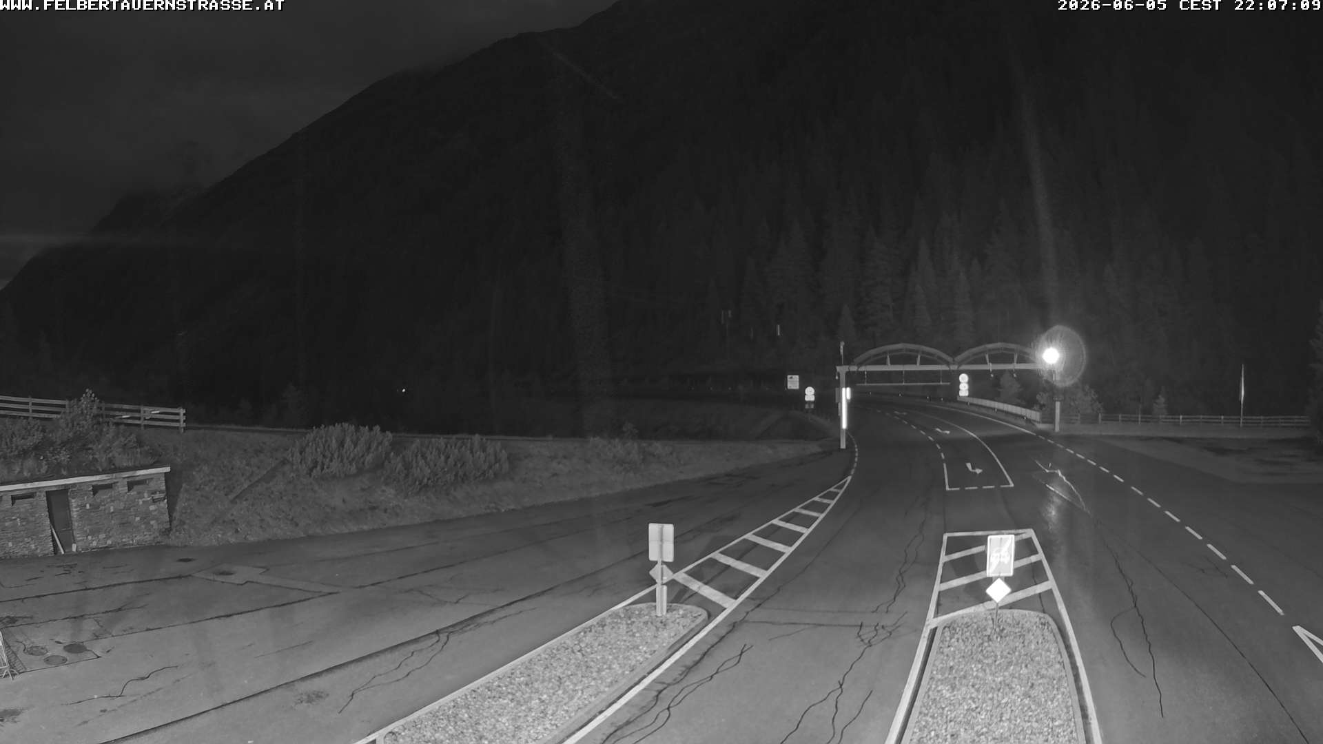 camera north