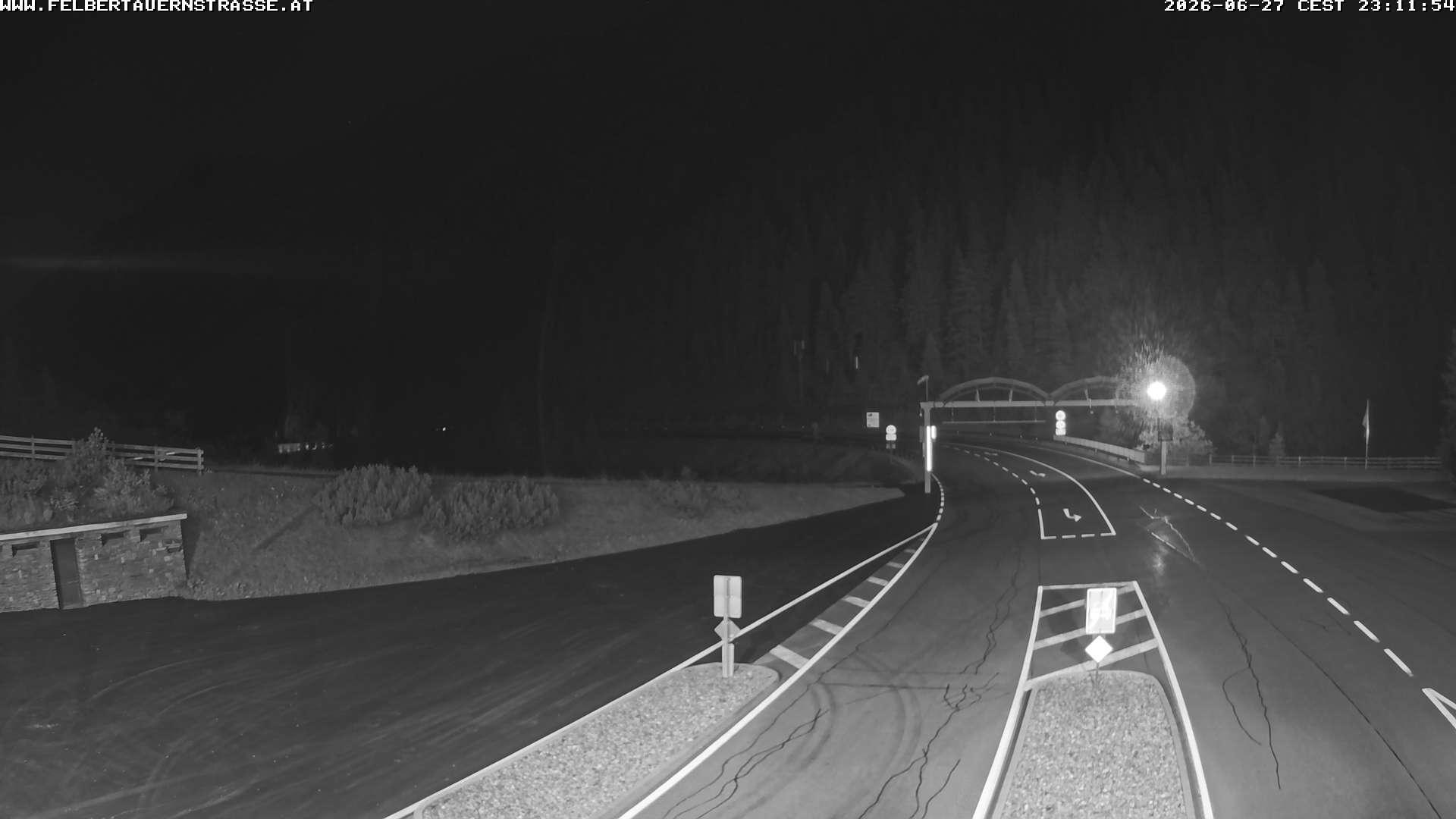 camera north