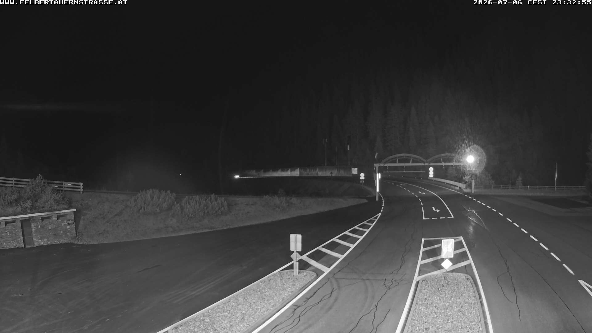 camera north