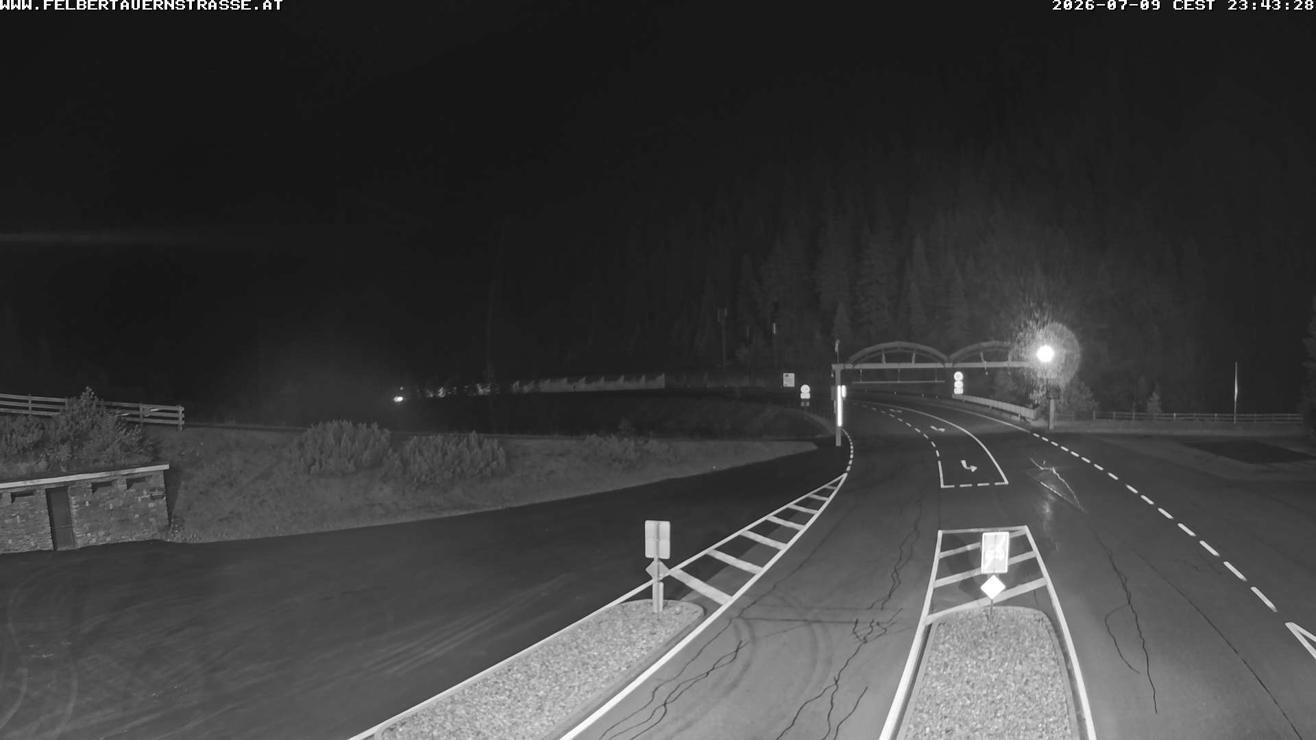 camera north