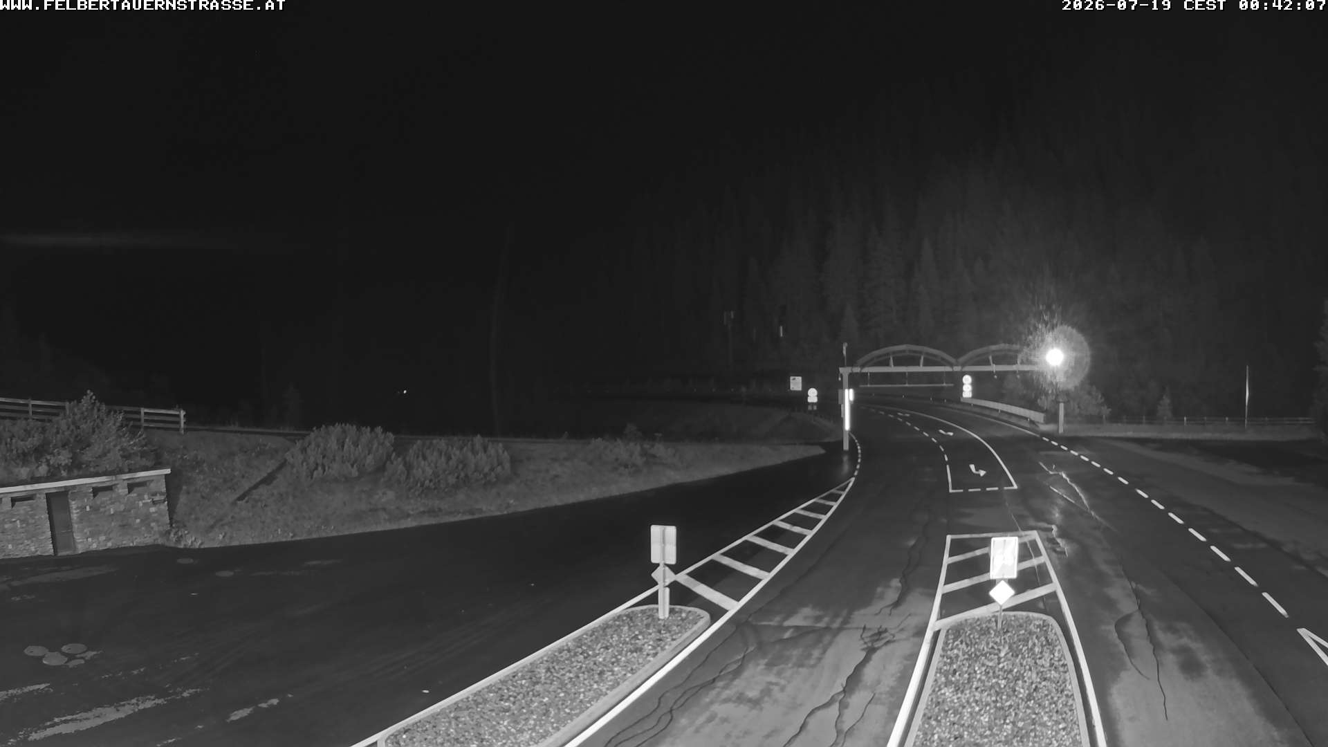 camera north