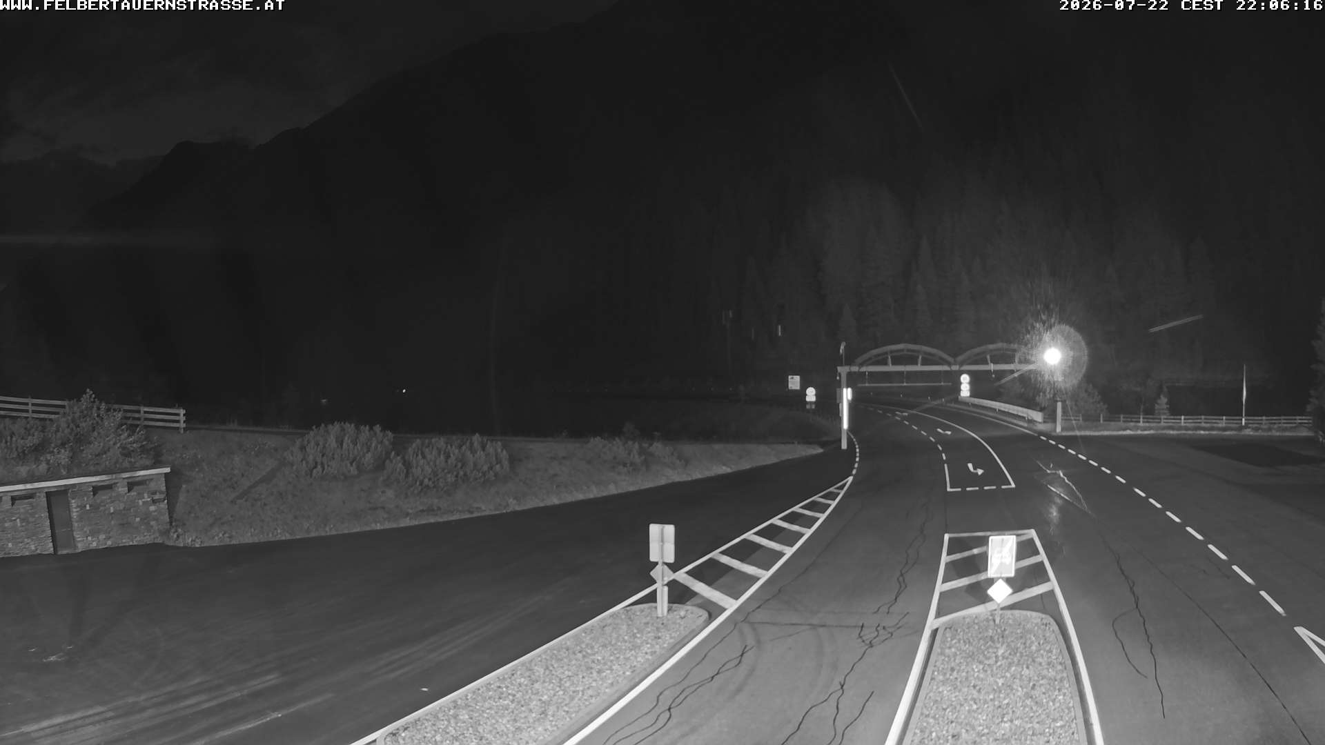camera north