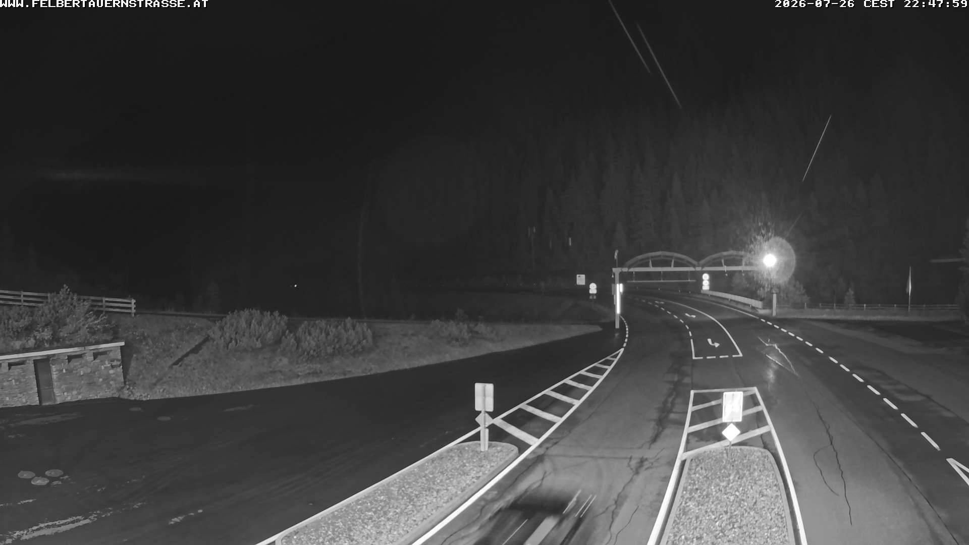 camera north