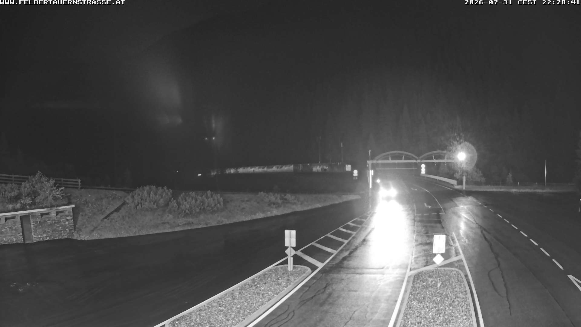 camera north