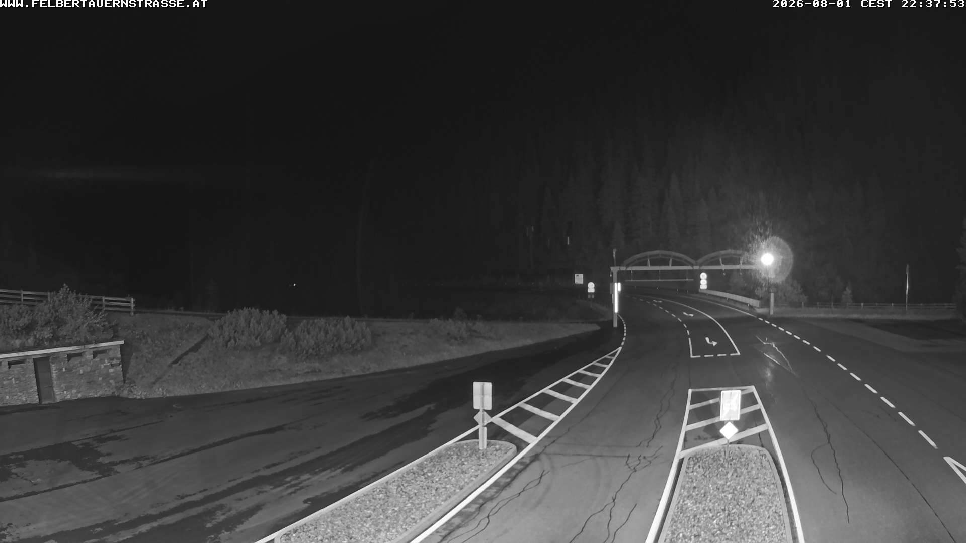 camera north