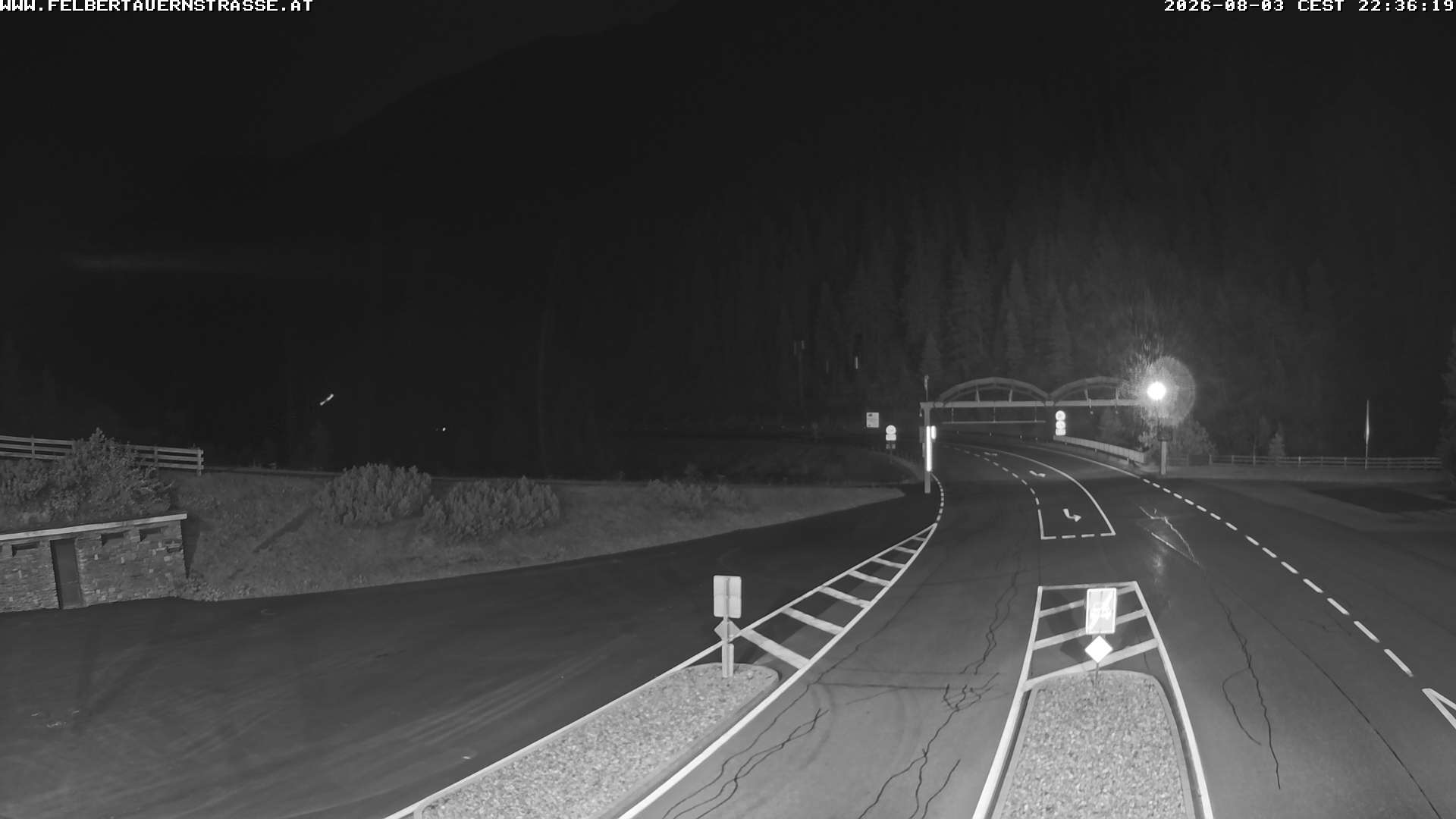 camera north