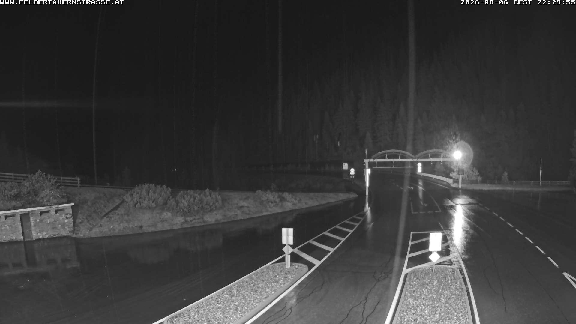 camera north