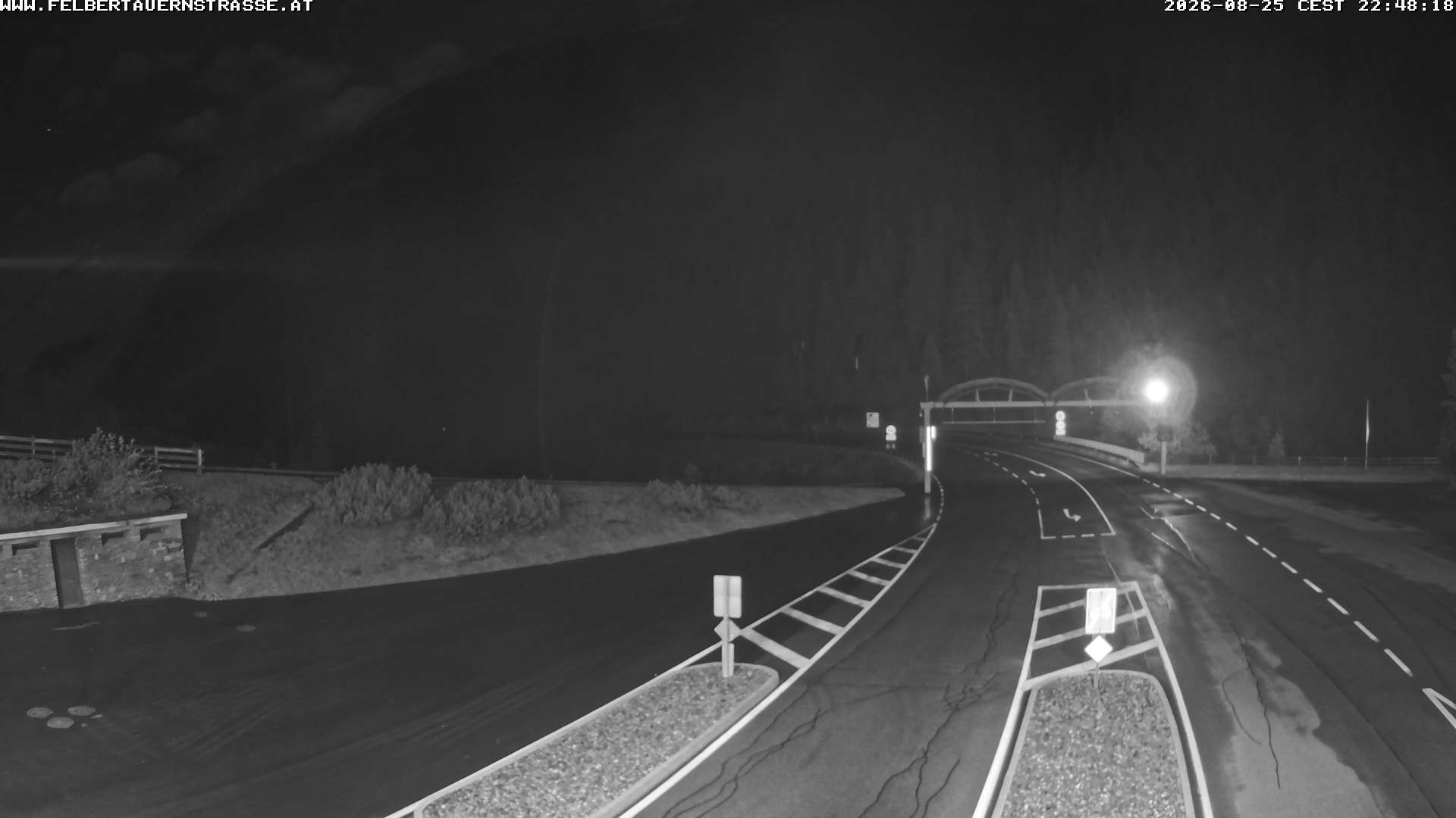 camera north