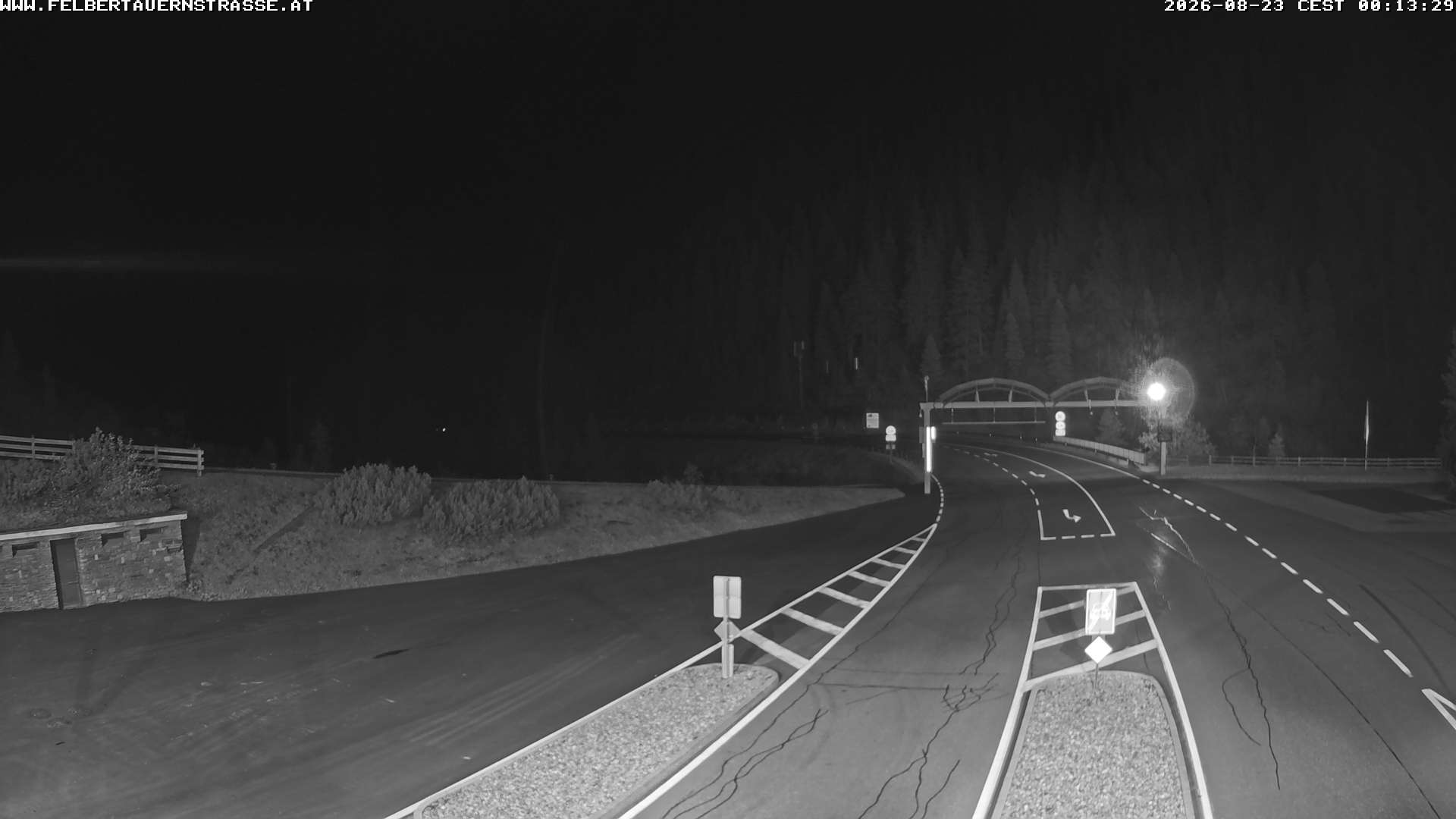 camera north