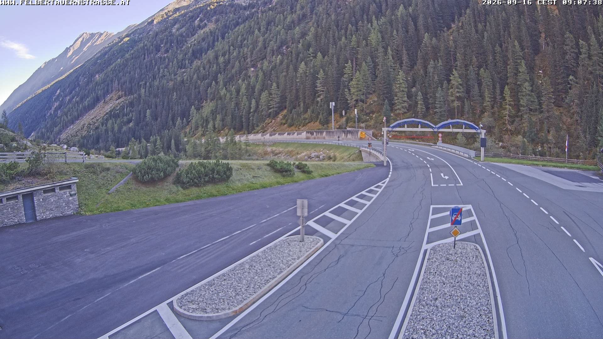 camera north