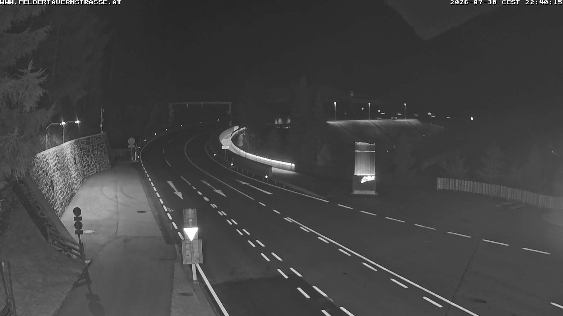 camera south