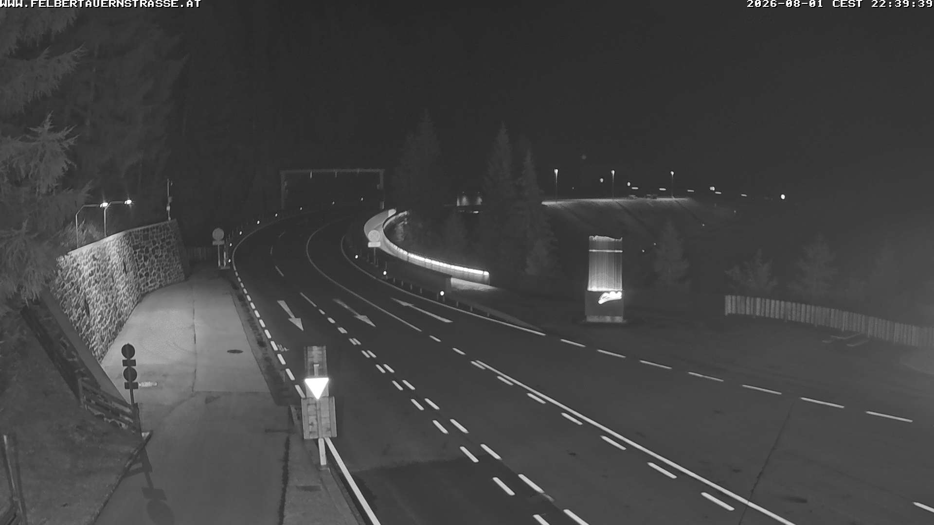 camera south
